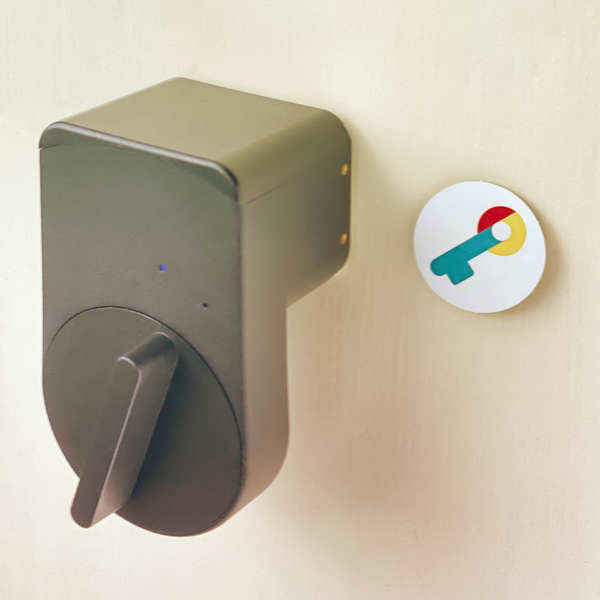 NFCタグシール (SesameOS2/3対応) 【防水, 防塵, 金属面設置可能】